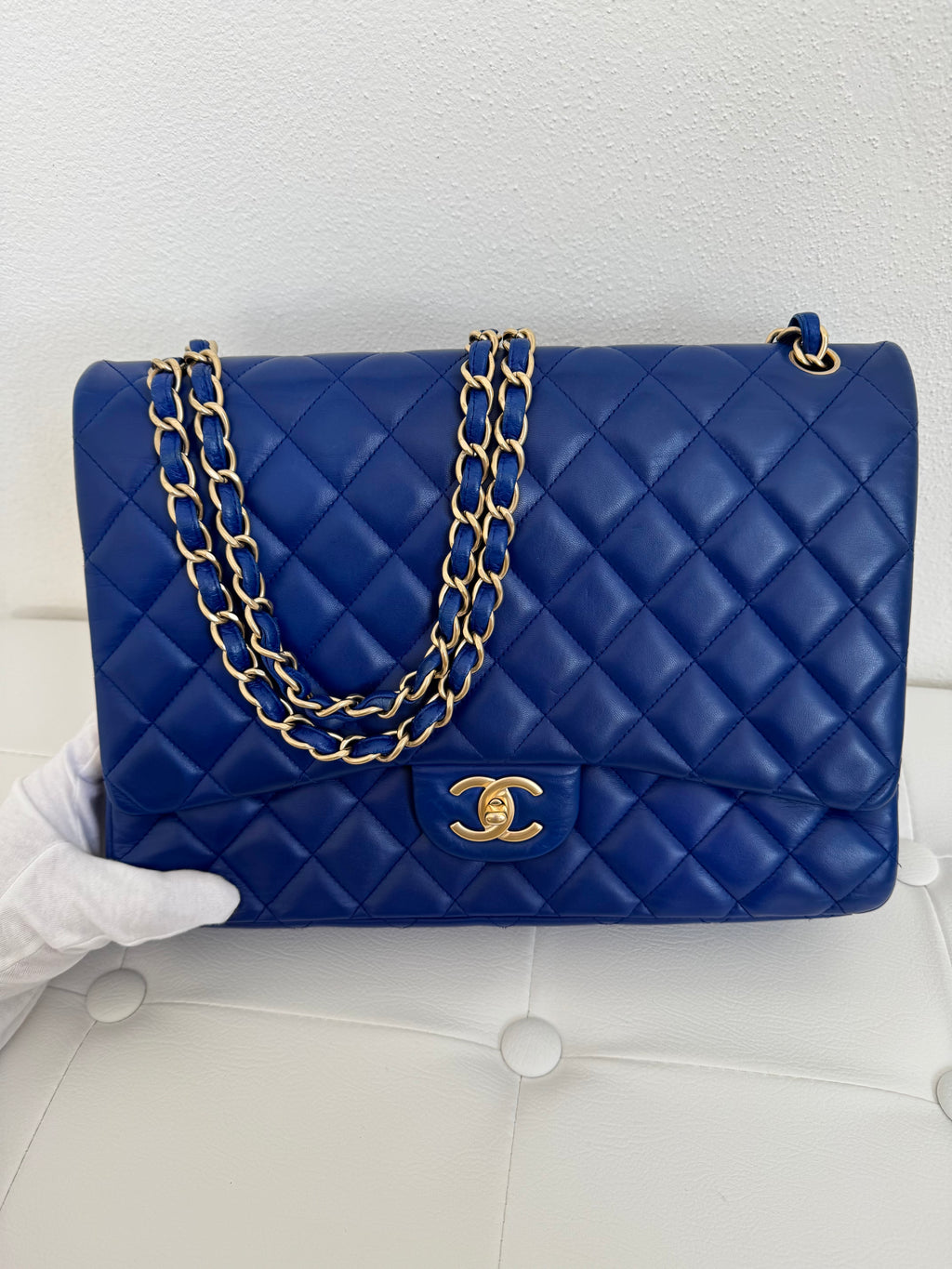 Chanel Maxi Jumbo