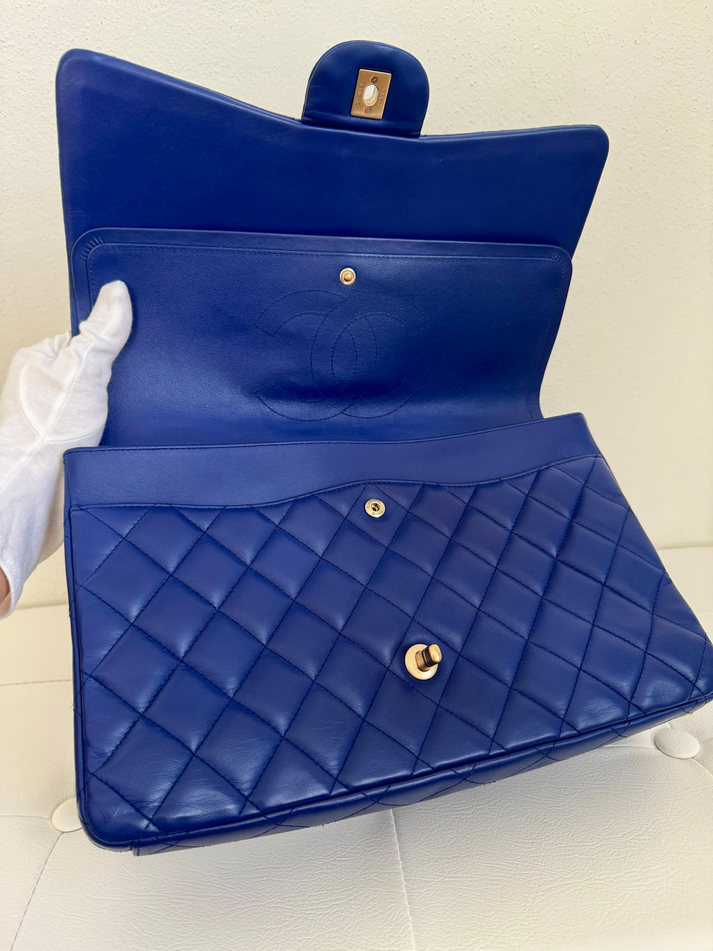 Chanel Maxi Jumbo