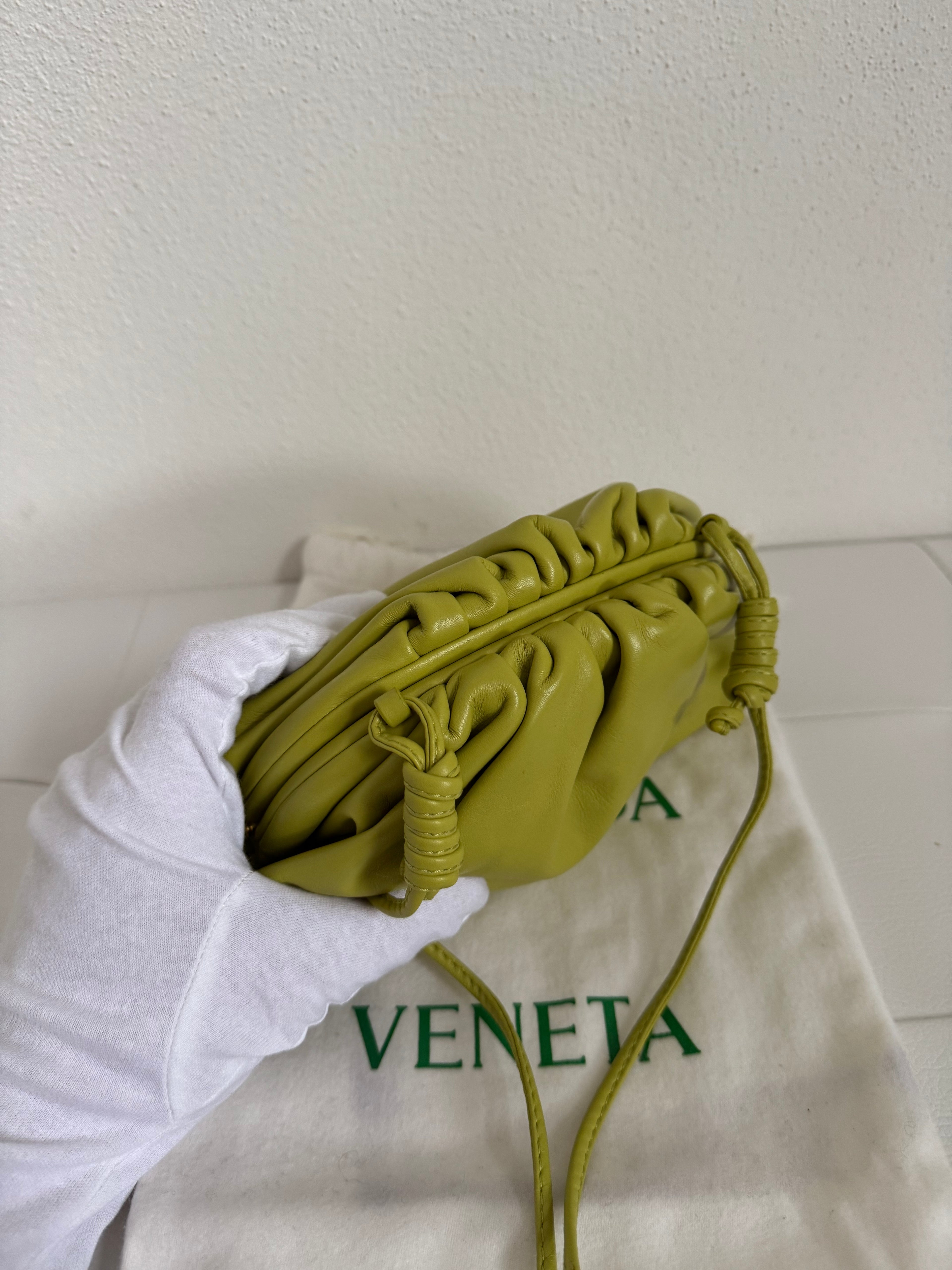 Bottega Veneta Mini Pouch Kiwi