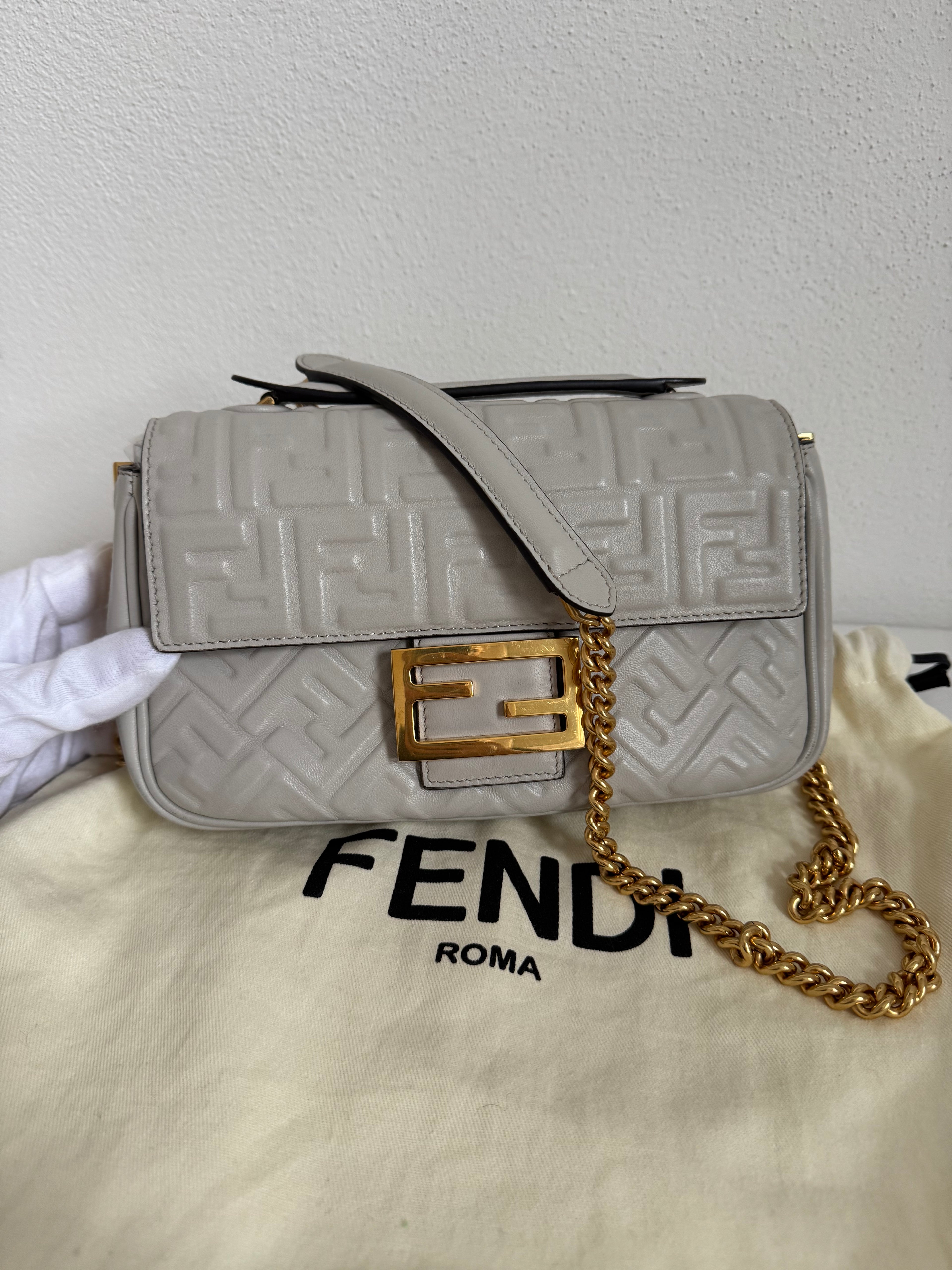 Fendi Baguette Midi Chain