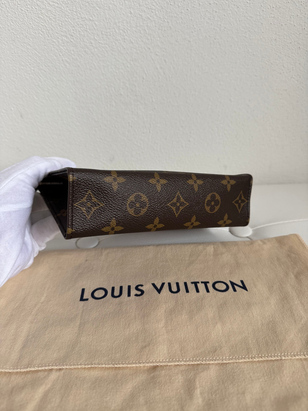Louis Vuitton Toilet Trousse 19 Limited Edition