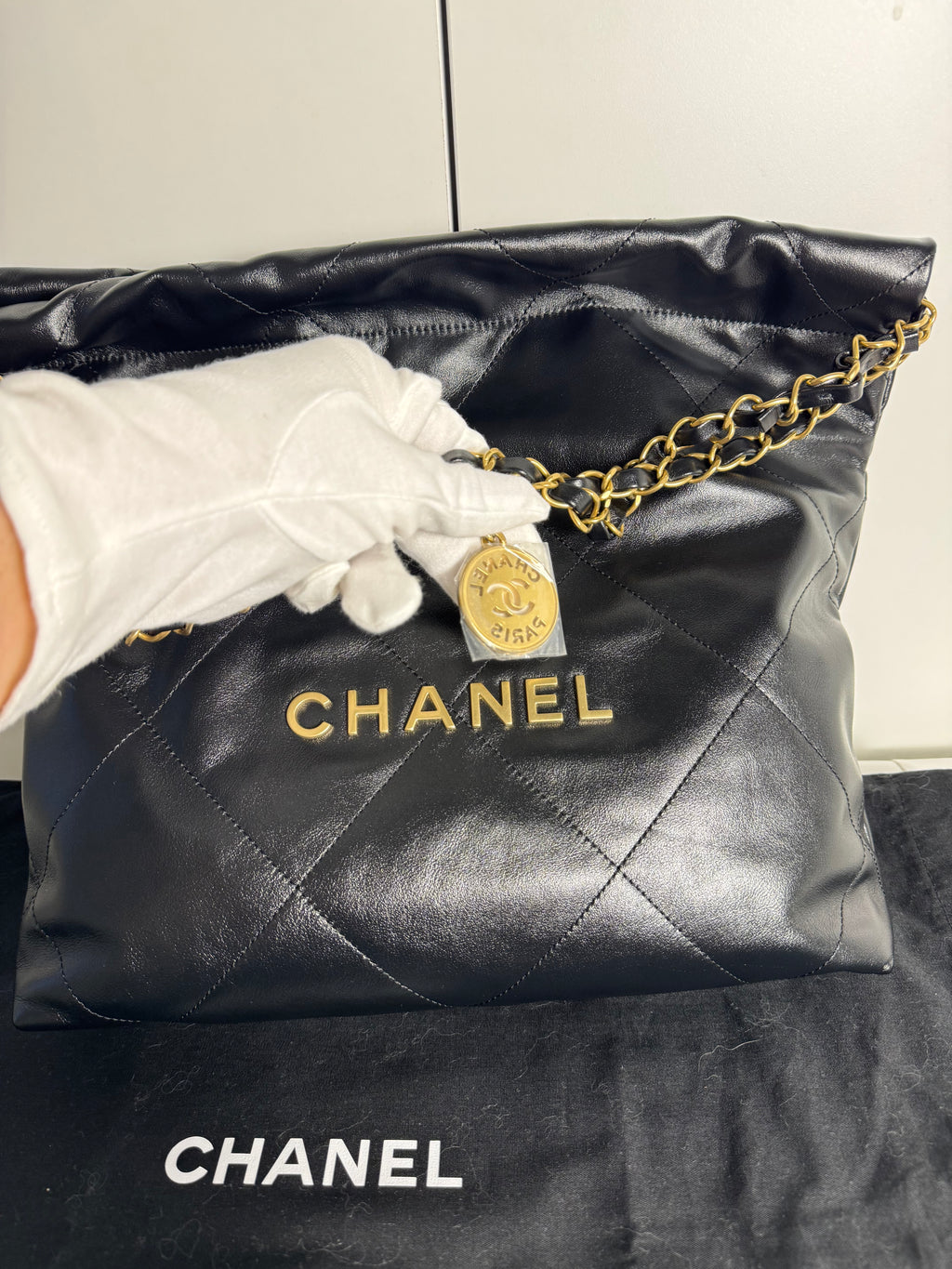 Chanel 22 Black