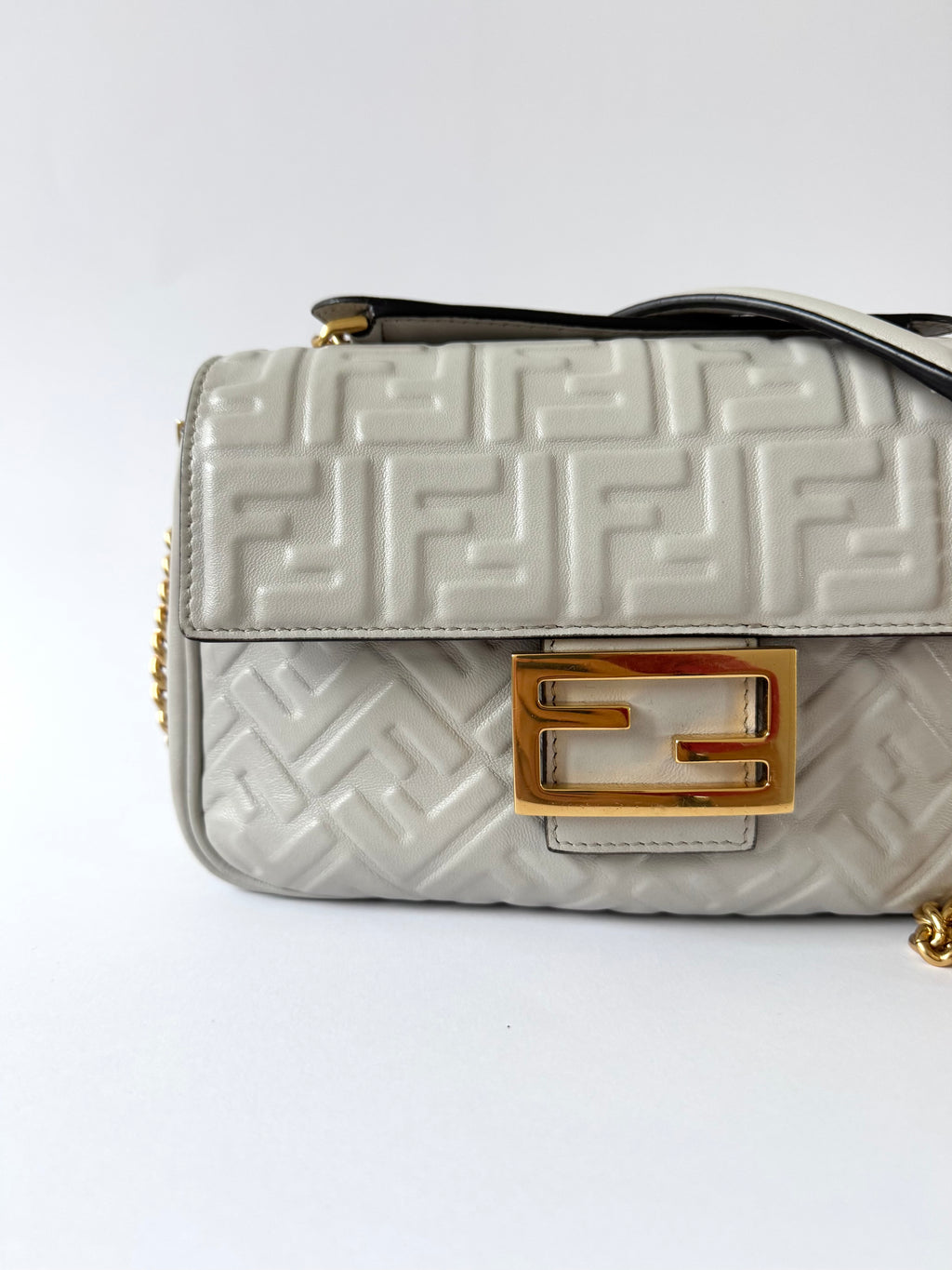 Fendi Baguette Midi Chain