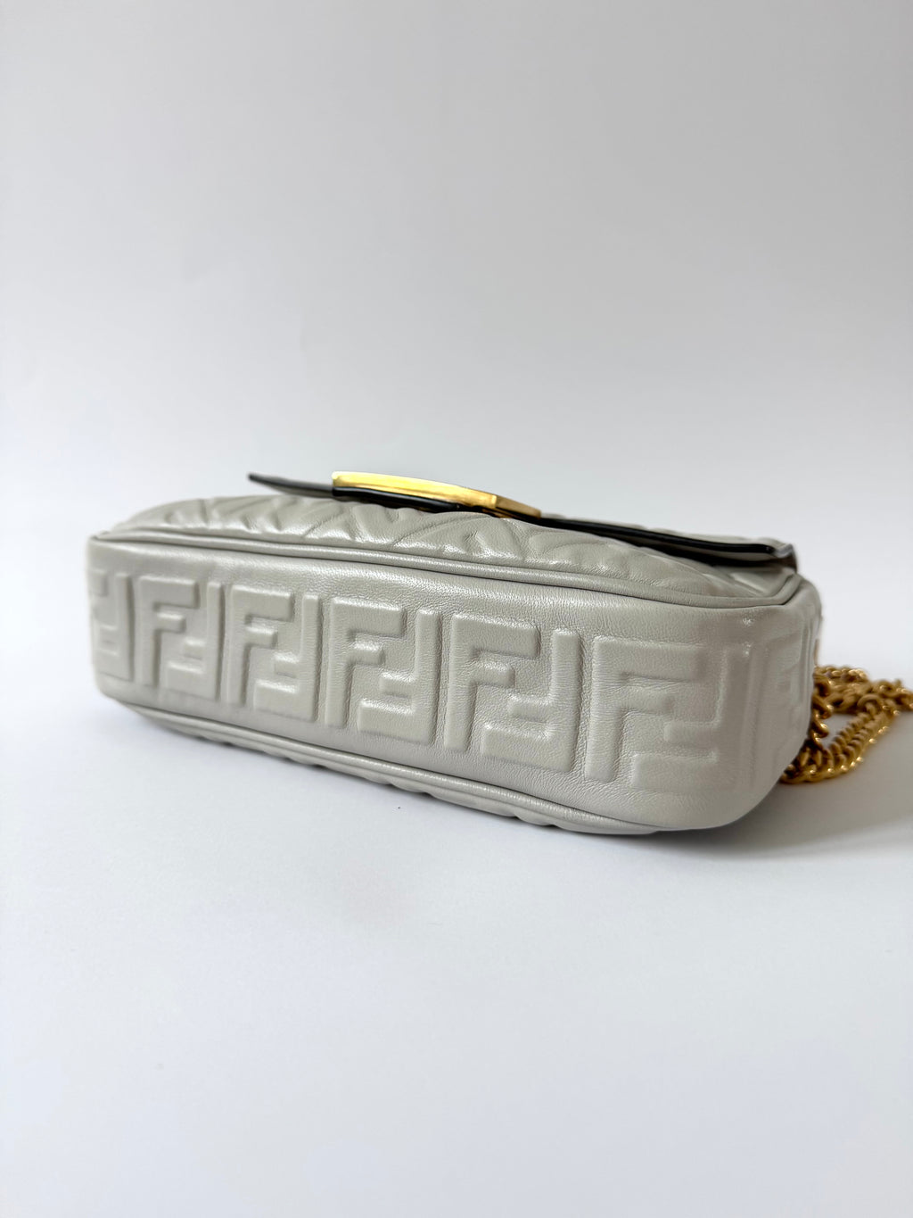 Fendi Baguette Midi Chain