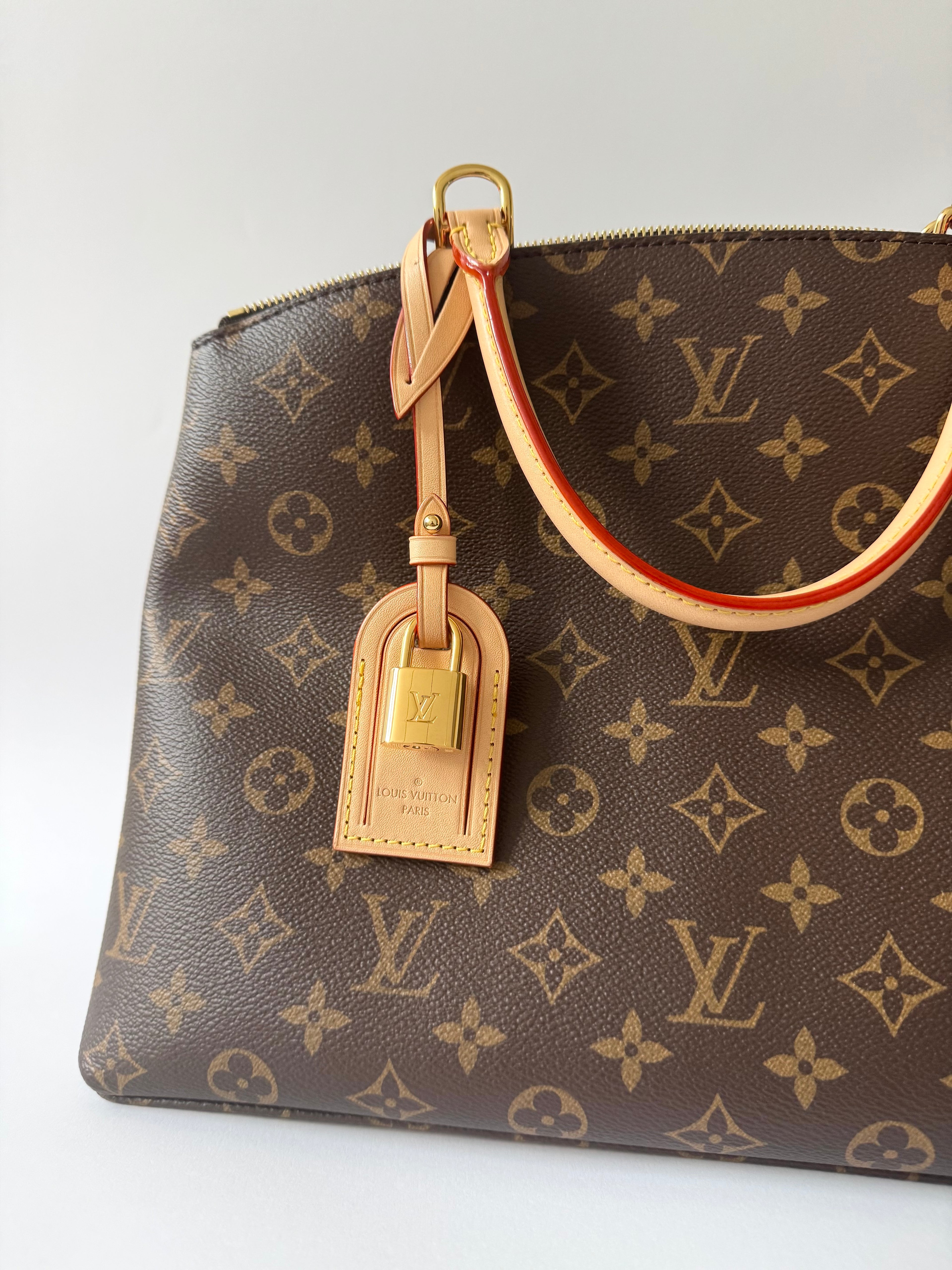 Louis Vuitton Grand Palais Monogram